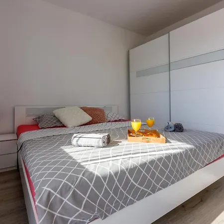 Apartament Kralj Zvonimir Jadranovo