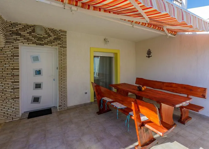 Kralj Zvonimir Apartman Jadranovo